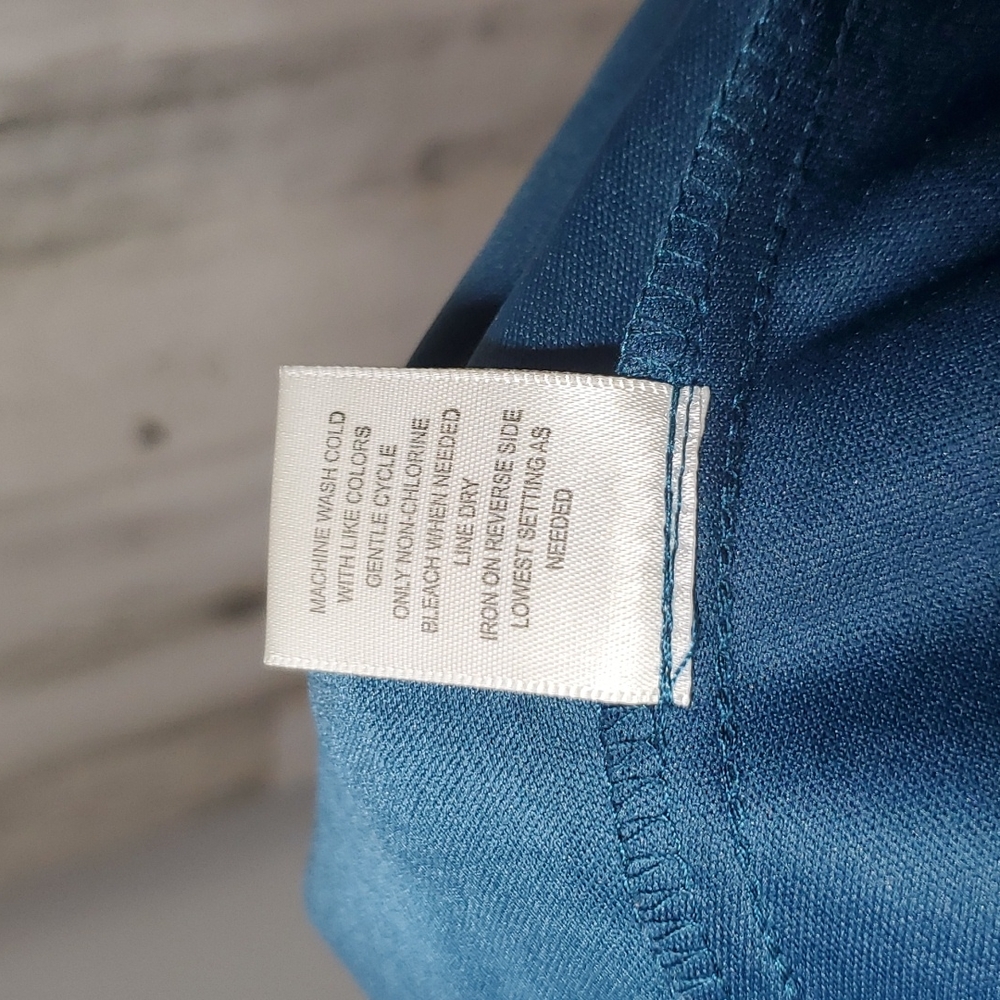 NWT ROW•A Midi Dress - Picture 6 of 7